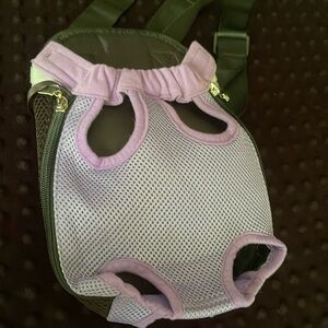 Size small dog carrier. New without tags purple and black. Small chihuahua size